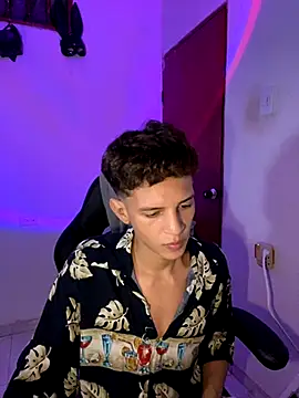 tylernova online show from October 14, 4:30 am