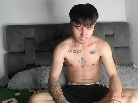 Snapshot of Pablokenned chatting on October 29, 2:25 am Pablokenned online show from October 29, 2:25 am