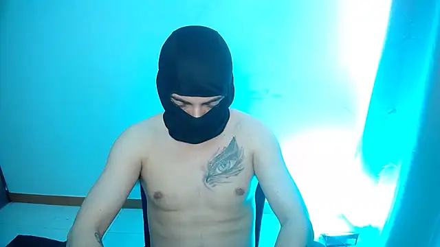 Snapshot of zoro_roronoa96 chatting on October 26, 1:57 pm zoro roronoa96 online show from October 26, 1:57 pm