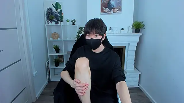 ShyAzianBoy online show from October 14, 2:02 pm