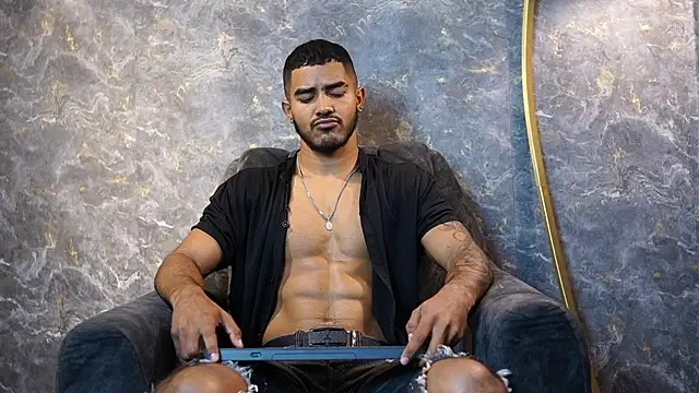 Reik Vonn online show from October 14, 12:45 pm