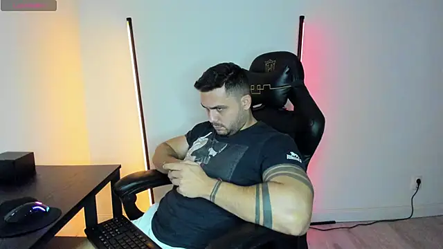 Danielbateson online show from October 15, 3:08 pm