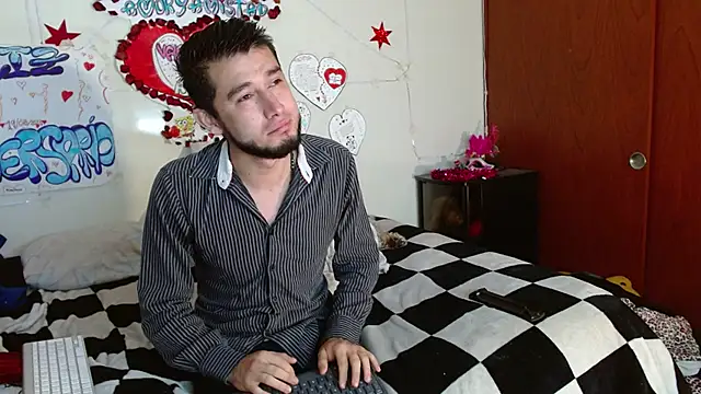 picante70  online show from February 4, 12:44 pm