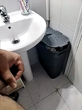 juanricox online show from October 17, 8:13 pm