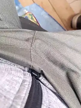 Snapshot of szabi1995 chatting on October 17, 12:31 pm szabi1995 online show from October 17, 12:31 pm