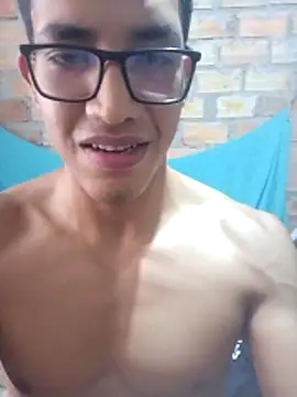 dxrequejo online show from October 25, 4:09 pm