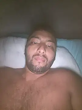 Snapshot of mario1709cm chatting on October 26, 2:24 am mario1709cm online show from October 26, 2:24 am