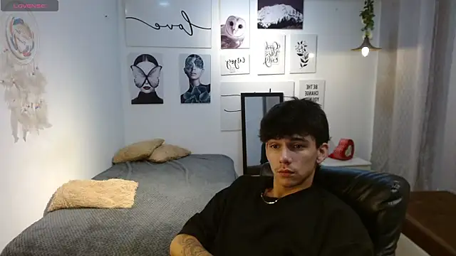 AmethystShadow17 online show from December 22, 12:57 pm