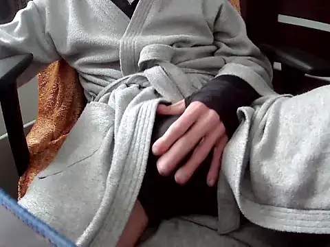 Batboy94 online show from January 9, 12:43 pm