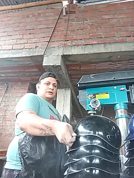 WIlGar1993 online show from January 5, 8:01 pm