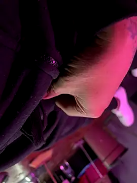 Frankiboy12 online show from November 8, 6:49 am