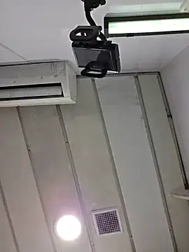 shainnfk online show from March 17, 10:07 am