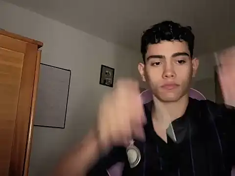 Yamilk101 online show from July 4, 2:20 pm
