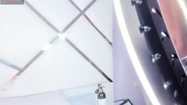 Emiliano Reyes online show from January 13, 4:28 am