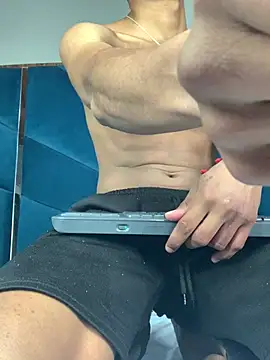 Emiliano Reyes online show from January 12, 3:43 am