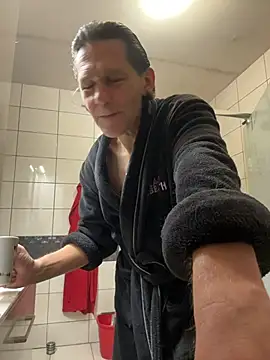 kon77777 online show from November 10, 4:28 am