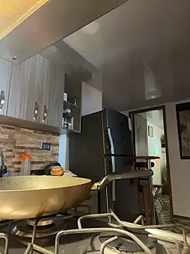 FreszX online show from February 20, 3:36 pm