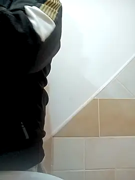 Romaeterna  online show from November 5, 10:23 pm