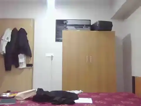 nick2445 online show from February 10, 2:55 pm