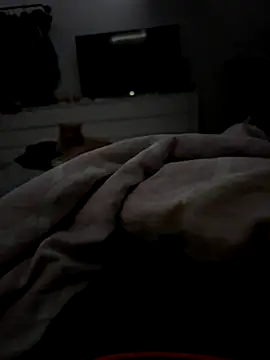 Snapshot of crxolav chatting on October 20, 12:03 am crxolav online show from October 20, 12:03 am