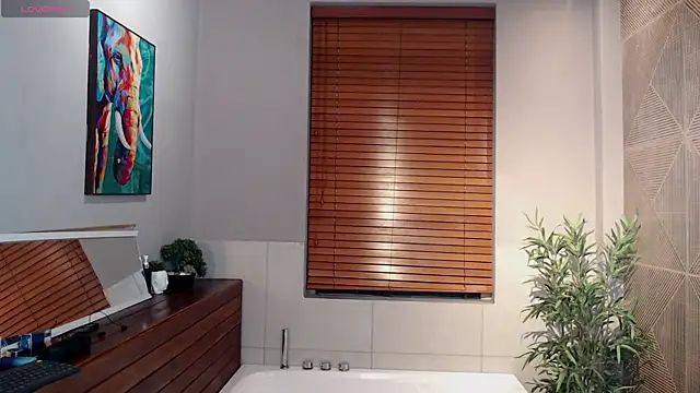 Lil James online show from April 8, 8:06 pm