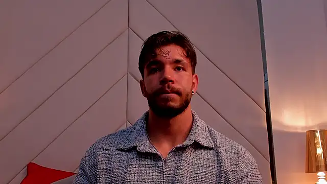 JACKSON STIFLER online show from February 22, 11:39 pm