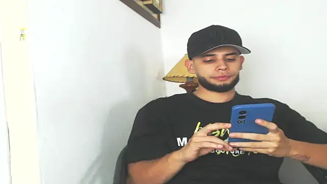 Maxcole 07 online show from October 23, 11:19 pm