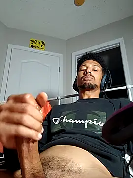 BigPrettyDick777 online show from January 11, 2:48 am