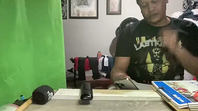 OnGodV1Ooutta10 online show from February 5, 6:42 am