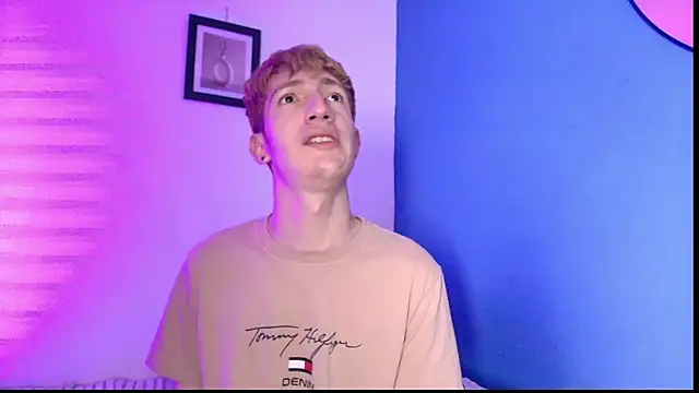 Erick Taylor3 online show from April 12, 7:48 pm