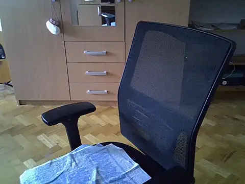 delayclose   online show from February 1, 1:43 pm