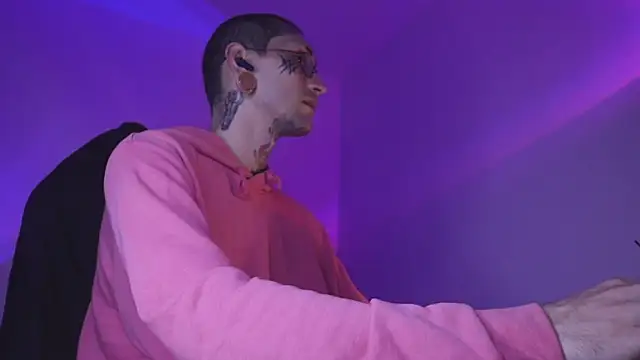 TokyoHatsumoto online show from November 19, 2:44 am