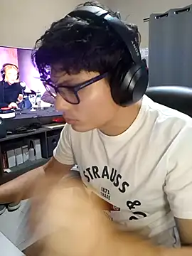 Ais B10 online show from November 20, 3:28 am