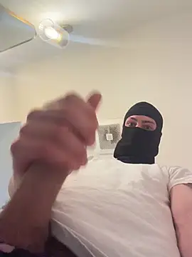 slimshadypt2 online show from April 29, 9:10 pm