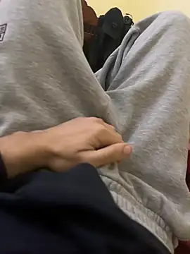 Unique-Man online show from March 18, 2:25 am