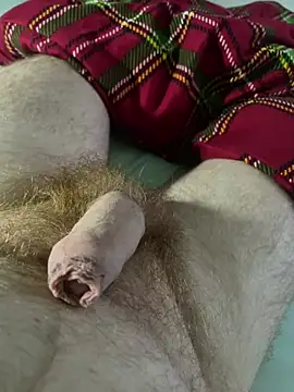 Ilovemilf1 online show from March 17, 5:15 pm
