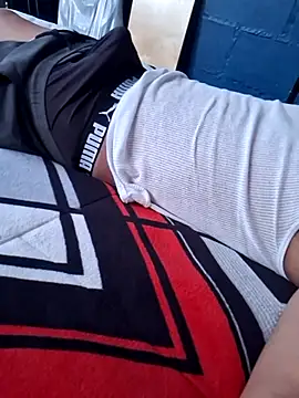 sanz957 online show from December 14, 11:45 pm