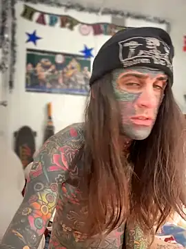 Dyskizly online show from April 6, 1:45 pm