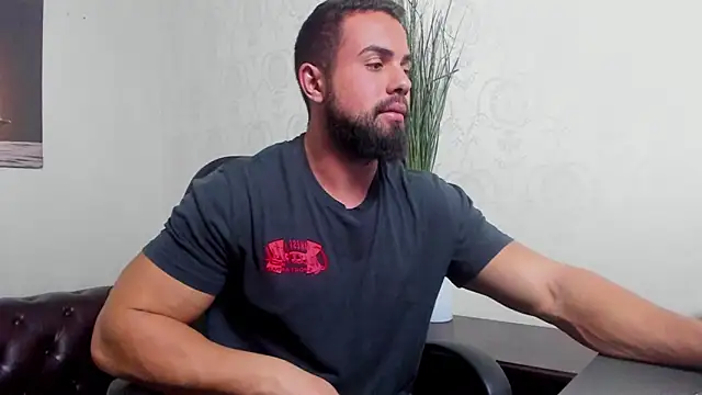 HayesWood online show from November 23, 6:35 am