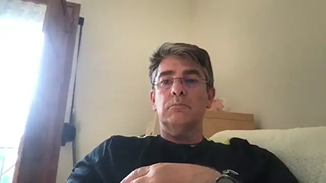 miangelpt online show from April 21, 3:40 pm