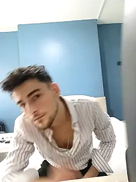 yasinesra757  online show from January 15, 1:25 pm