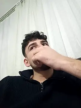 yasinesra757  online show from February 26, 8:21 pm