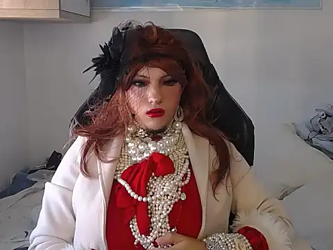 Snapshot of VanesaCrossic chatting on October 7, 7:45 am VanesaCrossic online show from October 7, 7:45 am