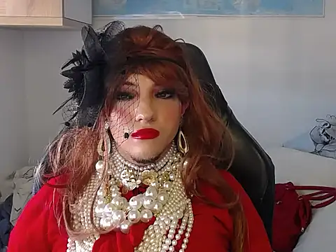 Snapshot of VanesaCrossic chatting on October 10, 7:57 am VanesaCrossic online show from October 10, 7:57 am