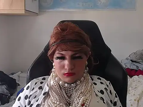 VanesaCrossic online show from April 1, 9:44 am