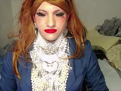 Snapshot of VanesaCrossic chatting on October 23, 7:01 am VanesaCrossic online show from October 23, 7:01 am