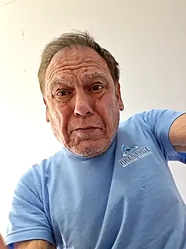 rando120001 online show from March 19, 2:48 am