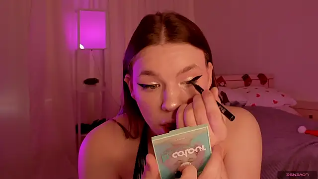 MadisonMongomeri online show from January 14, 4:28 am