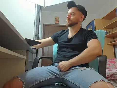 Ryanstone  online show from December 19, 5:59 am