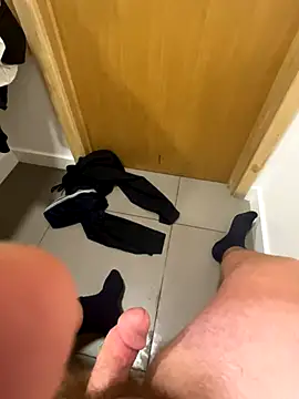 ChubbyBrit online show from January 8, 10:42 am